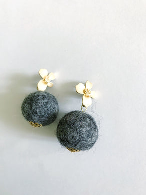 Heather Gray Baby Poms