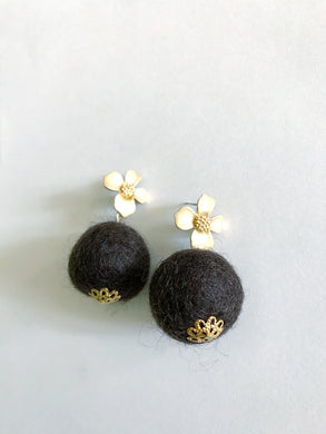 Chocolate Baby Poms